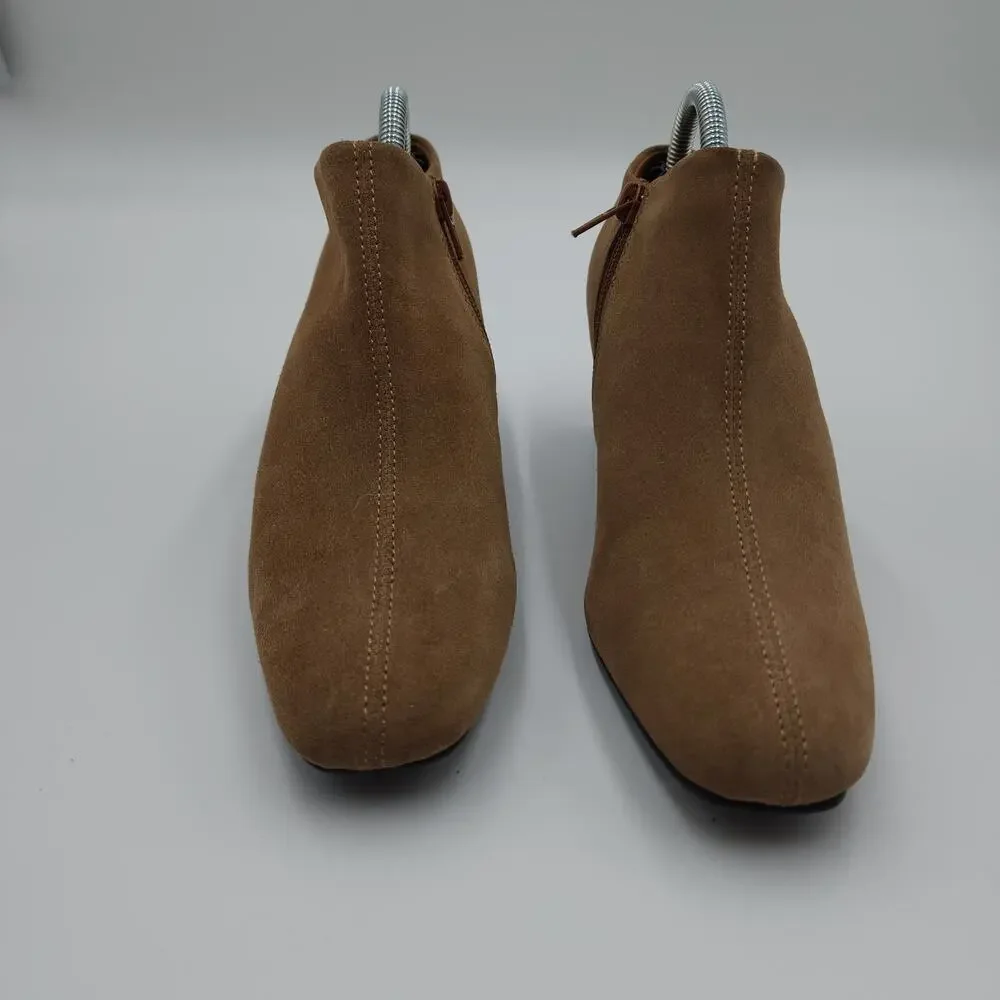 Chadwicks Women’s Ankle Bootie Size 6.5